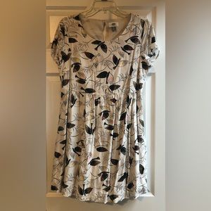 Old Navy bird print short sleeve dress